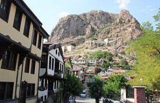 Doyumsuz manzarayı seyretmek için 226 metre yükseğe...
