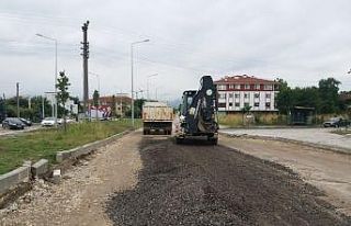 Düzce’de asfalt yama çalışmaları devam ediyor