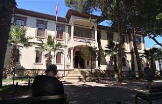 Edremit Hükumet Konağında Covid-19 alarmı