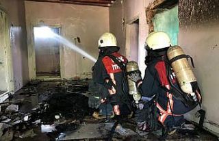 Elazığ’da ateşin kahramanı itfaiyeciler, haftada...