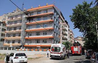 Elektrik kontağından çıkan kıvılcım evi kül...