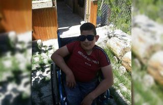 Engelli genç motosikletiyle yaptığı kazada hayatını...