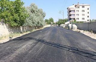 Erciş Belediyesinden yol asfaltlama çalışması