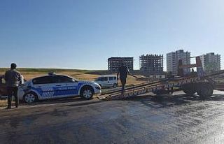 Eriyen asfalt kazaya davetiye çıkardı: 1 yaralı