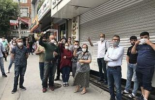 Esenyurt’ta 30 yıllık kuyumcu vatandaşı dolandırıp...