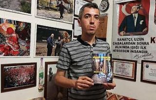 Eskişehirli şair Mustafa Ak’ın ‘Ağlayan Sokaklar’...