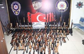 Evden cephanelik çıktı