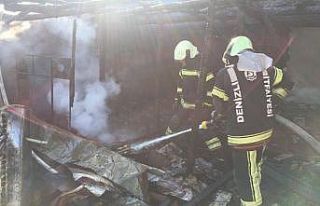 Evden yükselen alevler paniğe neden oldu