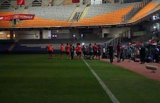 Fatih Terim Stadyumu’nda elektrikler gitti