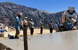 Fatma teyzenin yanan evi yeniden yapılıyor