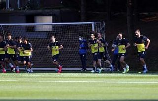 Fenerbahçe’de Çaykur Rizespor mesaisi sürüyor