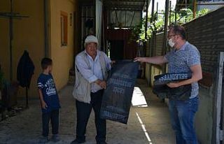 Gediz’de ücretsiz kurban poşeti dağıtıldı