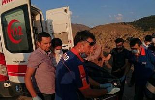 Genç adam serinlemek için girdiği baraj gölünde...