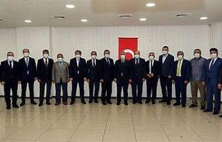 Görev yeri değişen kaymakamlara veda yemeği