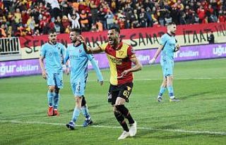 Göztepe, Deniz Kadah ile yollarını ayırdı
