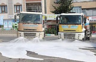 Haliliye’de cadde ve sokaklar dezenfekte edildi