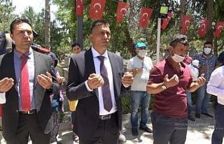 Halisdemir’in kardeşi, mezar başında ağabeyine...