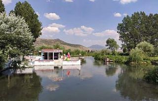 Hayalini gerçekleştirip köyüne doğal yaşam alanı...