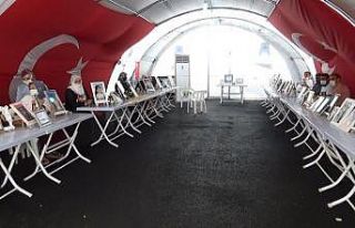 HDP önündeki ailelerin evlat nöbeti 317’nci gününde