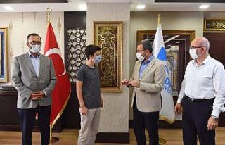 Hem hafız oldu hem LGS’de 0,71 ilk dereceye girdi