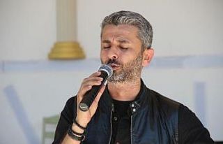 İbadete açılacak Ayasofya Camii için marş yazdı