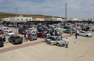 İkinci elde fiyatlar sıfırı geçti