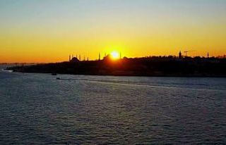 İlk namaza hazırlanan Ayasofya’da gün batımı...