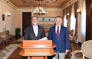 İran Büyükelçisi Farazmand: "İranlılar...