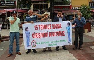 Islık diliyle 15 Temmuz darbe girişimini kınadılar