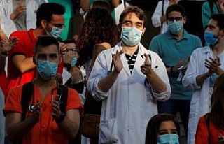 İspanya’da sağlık çalışanlarından protesto