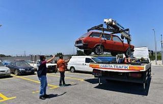 İzmir’de 6 ayda 184 hurda araç çekildi