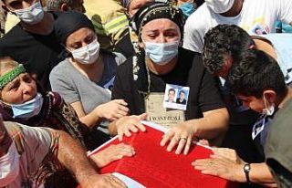 İzmir’de şehit olan orman işçilerine acı veda