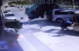 İzmir’de takla atan araç 8 araca çarptı