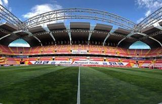 Kadir Has Stadyumu son maça hazır