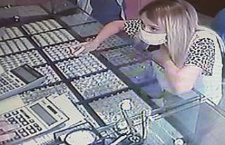 Kahramanmaraş’ta kuyumcuya sahte altın satmaya...