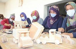 Kalaslara kadın eli değdi