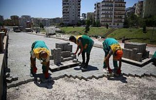 Karaköprü’de yollar kilitli parke taşıyla döşeniyor