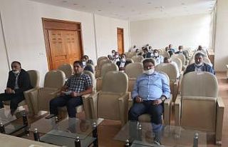 Kars’ta merkez köy muhtarlarına hizmet içi eğitim...