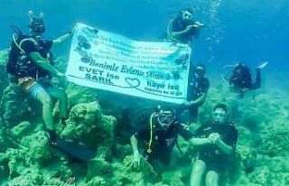 Kaş’ta su altında evlilik teklifi