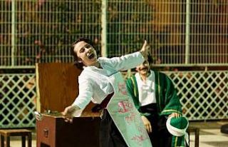 “Kavuklu’nun Mesleği” Efeler’de sahnelenmeye...