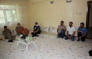 Kaymakam Köleoğlu, Bayram dolayısı ile şehit...