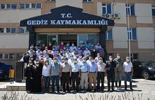 Kaymakam Muhammet Önder Gediz’e veda etti