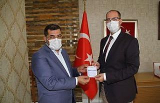 Kaymakam Türkmen, Türkiye Diyanet Vakfına kurban...