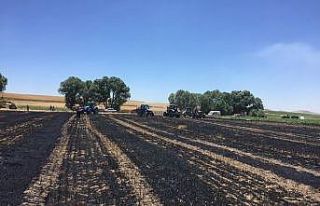 Kazmayı küreği alan yangına koştu