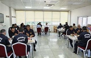 Kılınç, itfaiyecilerle birlikte dua etti
