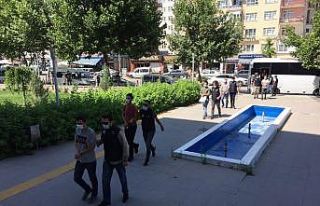 Kırşehir merkezli operasyonda gözaltına alınan...