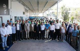 Konak işçilerine çifte bayram