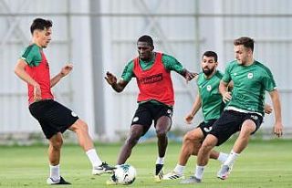 Konyaspor, Trabzonspor’a hazırlanıyor