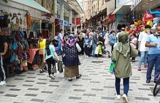 Korona virüs bayram telaşına engel olamadı