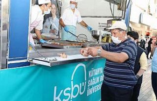 KSBÜ, 15 Temmuz şehitleri anısına lokma dağıtımı...